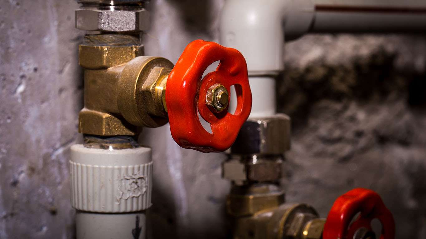Piping with taps - water leak detection